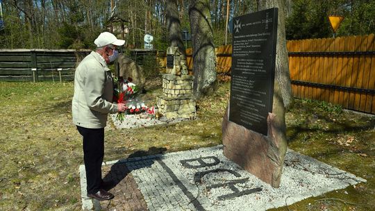 76 rocznica rozbicia niemieckiej straży leśnej w Marculach