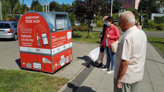 Czerwone pojemniki na elektrośmieci stanęły na terenie miasta