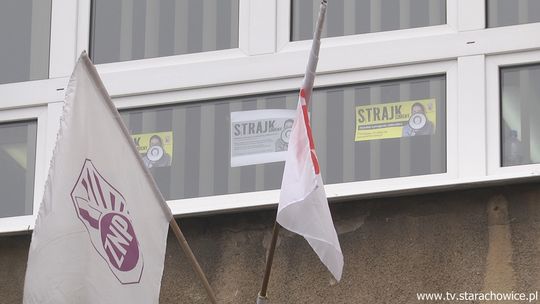 Czwarty dzień strajku w oświacie