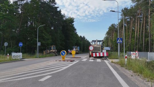 Droga nr 744 na odcinku Tychów Stary – Starachowice ciągle w remoncie. Kiedy koniec inwestycji?