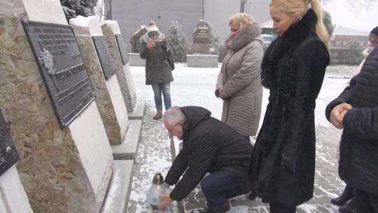 Działacze Prawa i Sprawiedliwości upamiętnili 40 rocznicę wprowadzenia stanu wojennego