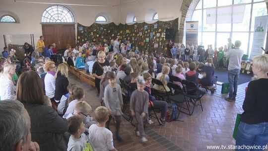 Ekologiczny festyn z wróblem w roli głównej