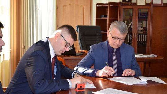 Elektroniczny obieg dokumentów i e-dzienniki coraz bliżej