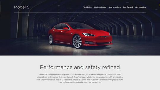 Elektryczna Tesla S zarejestrowana w Starachowicach