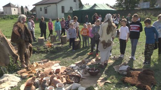 Epoka kamienia i brązu na Pikniku Archeologicznym „Rydno”