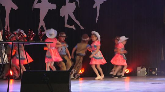 Festiwal Tańca 2025 w Starachowicach – mali artyści w wielkim stylu!