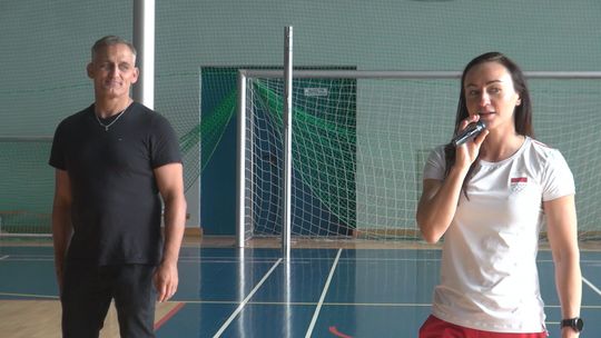 Gwiazdy boksu na spotkaniu ze starachowicką młodzieżą