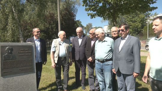Inżynierowie uczcili pamięć twórcy legendarnego STAR-a. Hołd dla Antoniego Chmielnickiego
