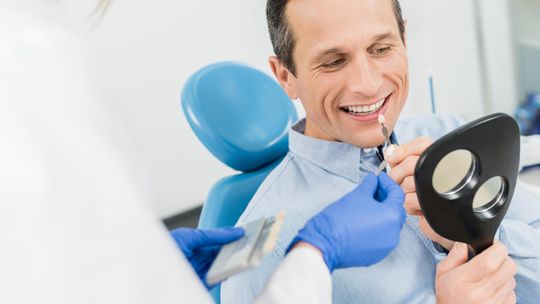 Jak dbać o swoje zęby – podstawowe zasady, o których warto pamiętać?