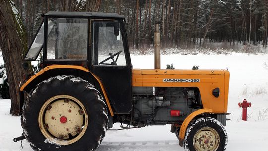 Jak kabina w Ursusie C-360 wpływa na efektywność pracy?