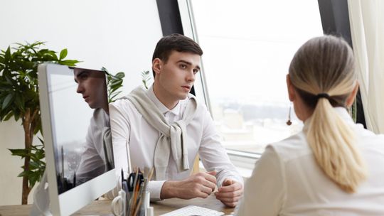 Jak skutecznie zatrudnić pracowników sezonowych?