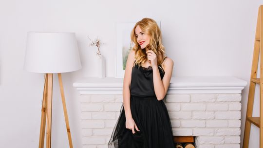 Jak stworzyć świąteczną stylizację z tiulową spódnicą?