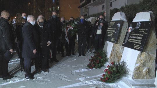 Jarosław Kaczyński w Starachowicach na corocznej mszy za matkę