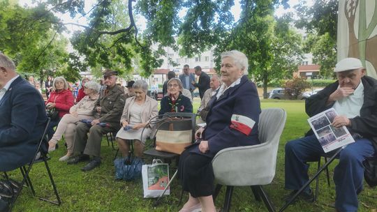 Jubileuszowe obchody Wykusu rozpoczęte. Koncert przy ławeczce „Halnego” otworzył wydarzenie