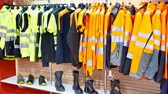 Kamizelki odblaskowe - bezpieczeństwo na drodze!