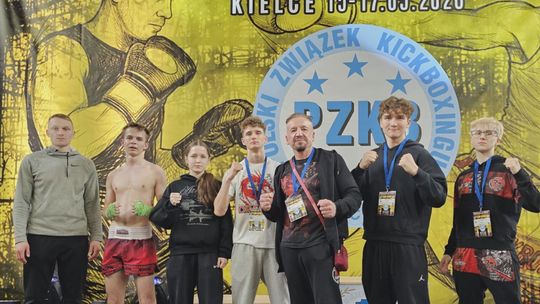 Klub Sportów walki Dragon z dwoma medalami na Mistrzostwach Polski w formule Lowkick