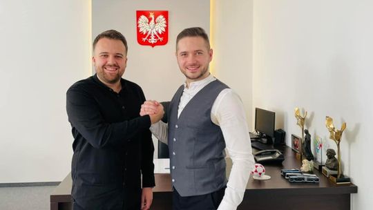 Kolejny radny wstępuje w szeregi Komitetu Marka Materka