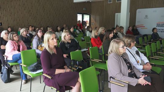 Konferencja „Wzmacniaj siebie – Wspieraj innych” poruszała tematy zdrowia psychicznego