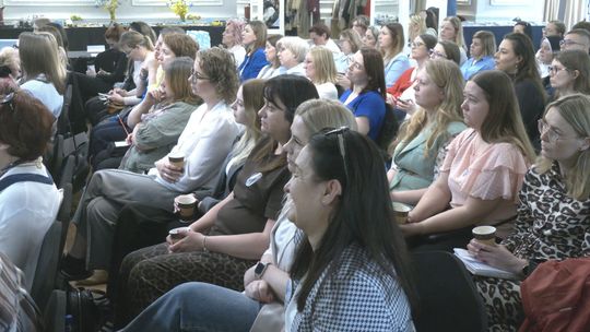 „Kreatywne Nutki” zorganizowały IV edycję Ogólnopolskiej Konferencji „Świat Niebieskich Motyli”