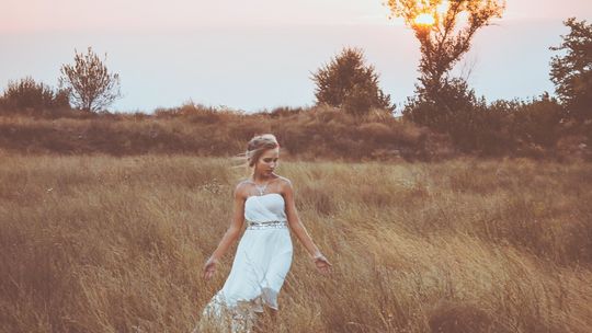 Krótka sukienka ślubna z klasą