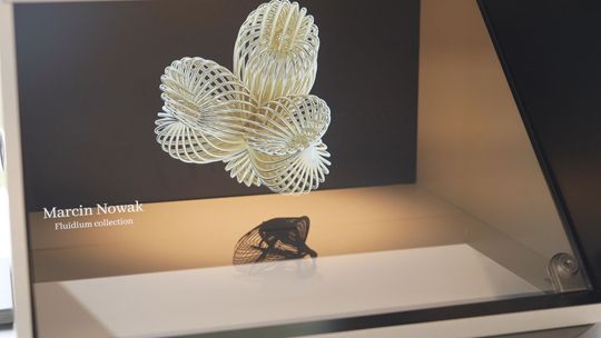 „Kształtując ażur – od parametru do formy” wernisaż wystawy biżuterii Marcina Nowaka w Pałacyku