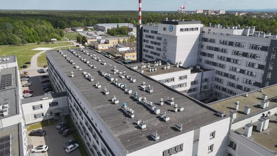 Lekarze milionerzy w Starachowicach. Czy wysokie pensje wpływają na zadłużenie placówki?