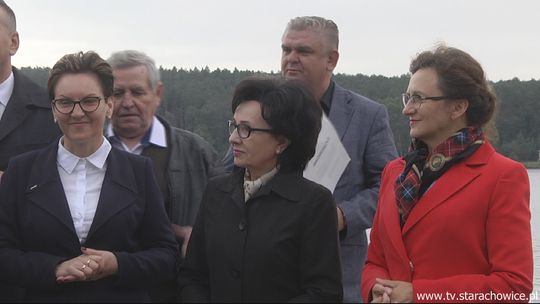 Marszałek Elżbieta Witek wzięła udział w otwarciu drogi w Rudzie