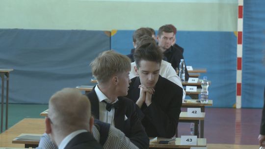 Maturzyści z powiatu starachowickiego wypadli bardzo dobrze. Zdawalność bliska 80 proc.