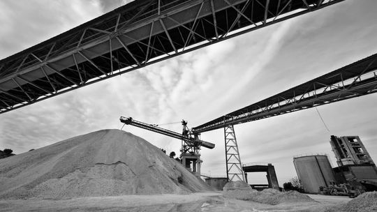 MES dla betoniarni – jak usprawnia zarządzanie procesami?