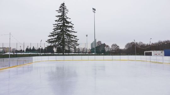 Miejskie lodowisko mobilne w Starachowicach