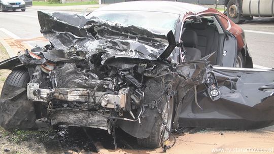 Młody kierowca zginął w porannym wypadku na obrzeżach Starachowic