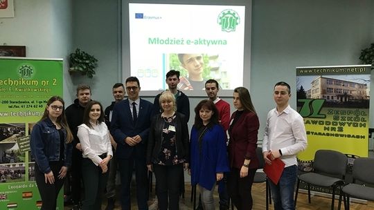 Młodzież e-aktywna w ZSZ nr 2