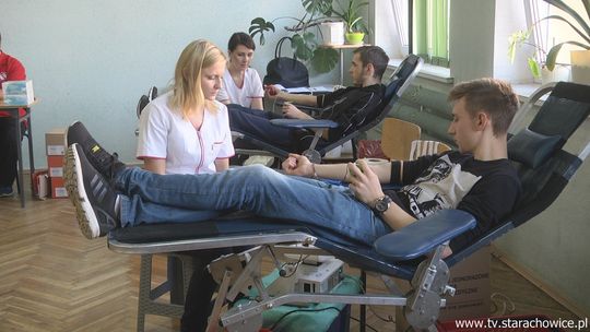 Młodzież ZSZ nr 2 oddała potrzebującym ponad 21 litrów krwi