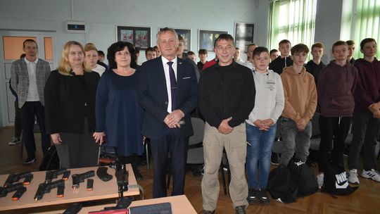 „My młodzi obywatele- Tobie Ojczyzno!!!”