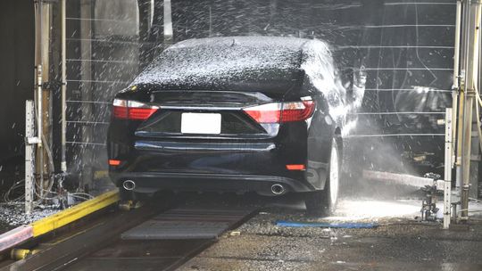 Naczynia przeponowe w myjniach bezdotykowych - jak działają i dlaczego są ważne?