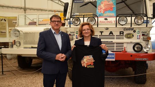 NADCIĄGA 9. LEGENDA STARA