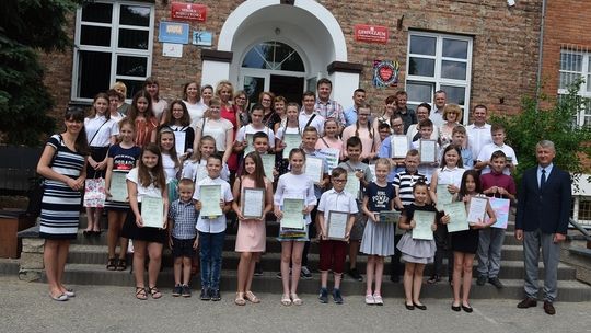 Nagrodzeni za wiedzę