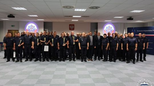 NAJLEPSI DZIELNICOWI WOJEWÓDZTWA ŚWIĘTOKRZYSKIEGO WYŁONIENI – FINAŁ KONKURSU „DZIELNICOWY ROKU”