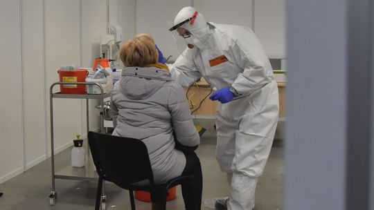 Nauczyciele z naszego powiatu na dobrowolnym testach