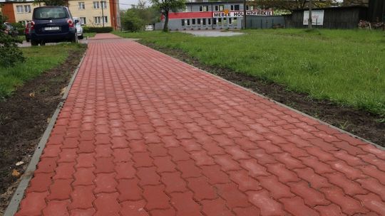 Nowa droga i chodniki