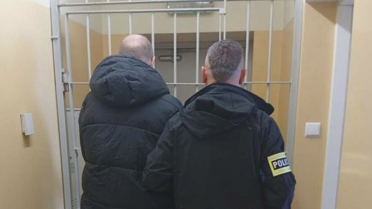 Odbierak sprzed kilku dni zatrzymany. Udana akcja policjantów ze Starachowic