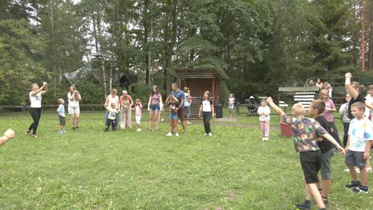 Piknik dla rodzin zastępczych i pieczy zastępczych. Spotkanie pełne atrakcji