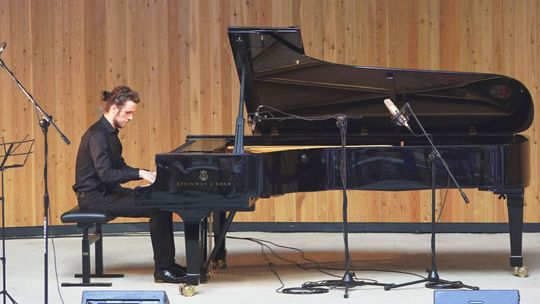 Plenerowy koncert w nowym parkowym amfiteatrze