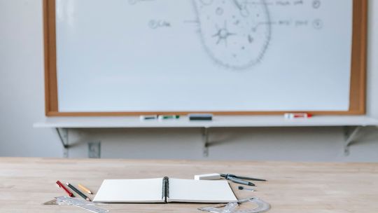 Policealna szkoła medyczna - dlaczego warto wybrać taką formę kształcenia?