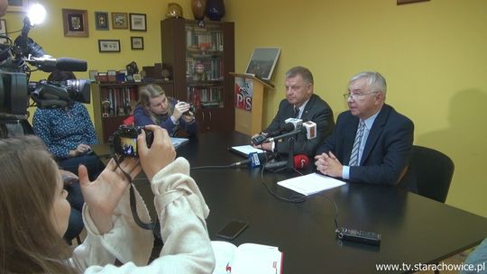 Poseł i senator charakteryzują rządy PiS