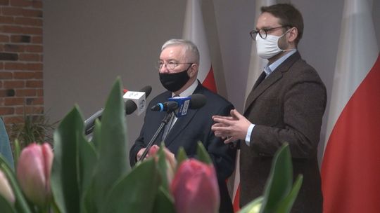 Poseł Lipiec ocenia akcję szczepień Polaków