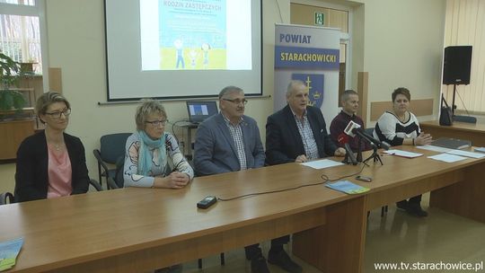 Powiat starachowicki promuje rodzicielstwo zastępcze
