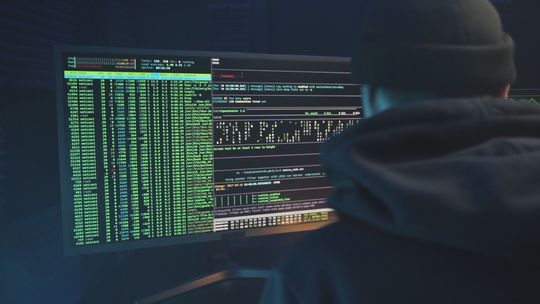 Prawie 52 tys. zł., tyle stracili mieszkańcy Starachowic w ostatnim tygodniu