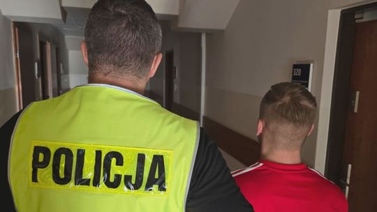 Próbował oszukiwać metodą „na policjanta”. Trafił w ręce policji, ma zaledwie 21 lat