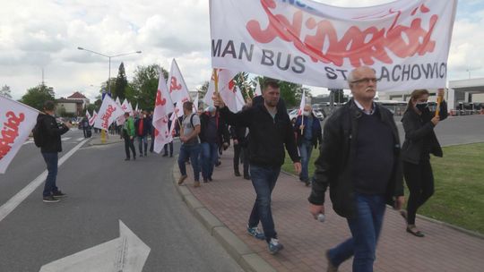 Protestacyjny wiec „Solidarności” i załogi MAN